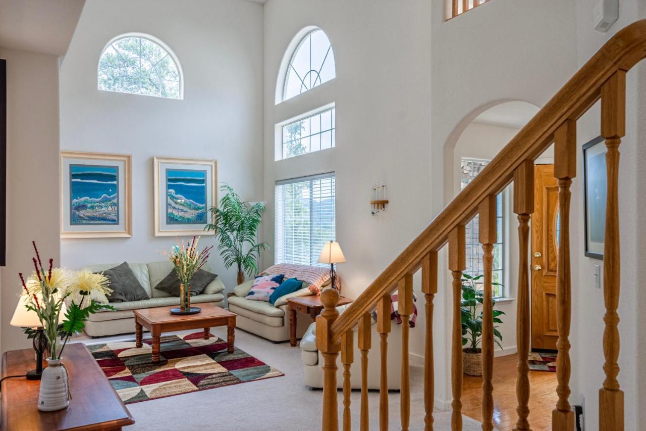 Mountain Majesty With Hot Tub, Pool Table, Generator, Ev Hookup Villa Oakhurst Bagian luar foto
