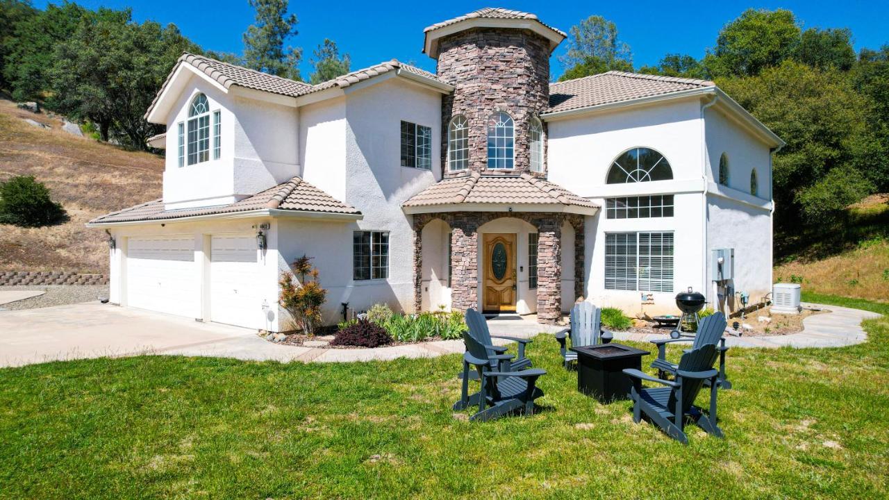 Mountain Majesty With Hot Tub, Pool Table, Generator, Ev Hookup Villa Oakhurst Bagian luar foto