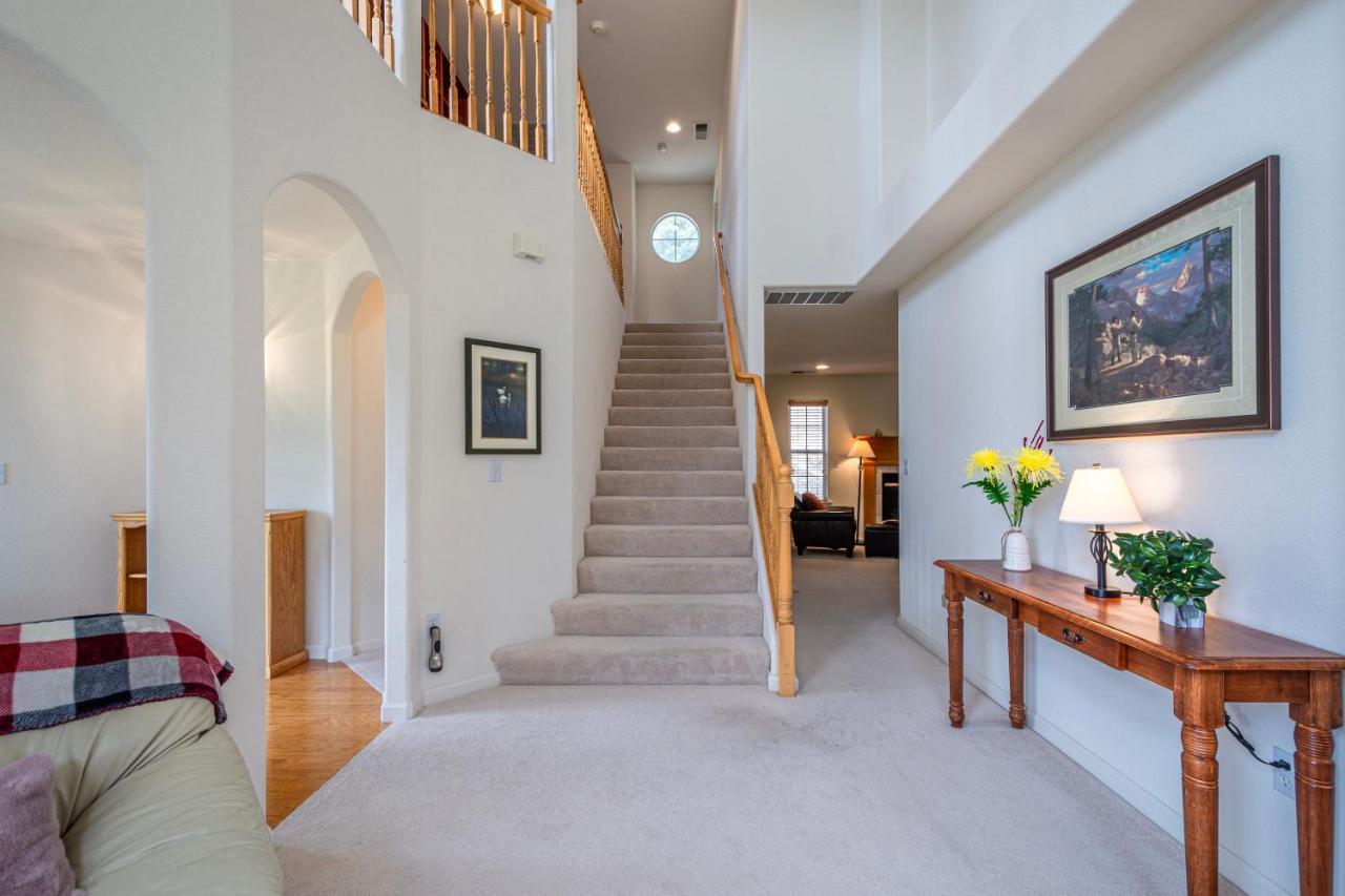Mountain Majesty With Hot Tub, Pool Table, Generator, Ev Hookup Villa Oakhurst Bagian luar foto